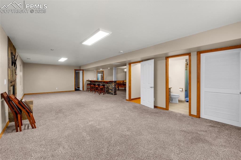Image 23 of 45: Family Room