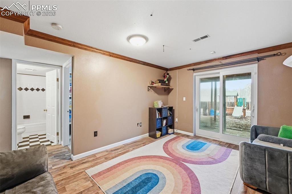 Image 19 of 35: Basement