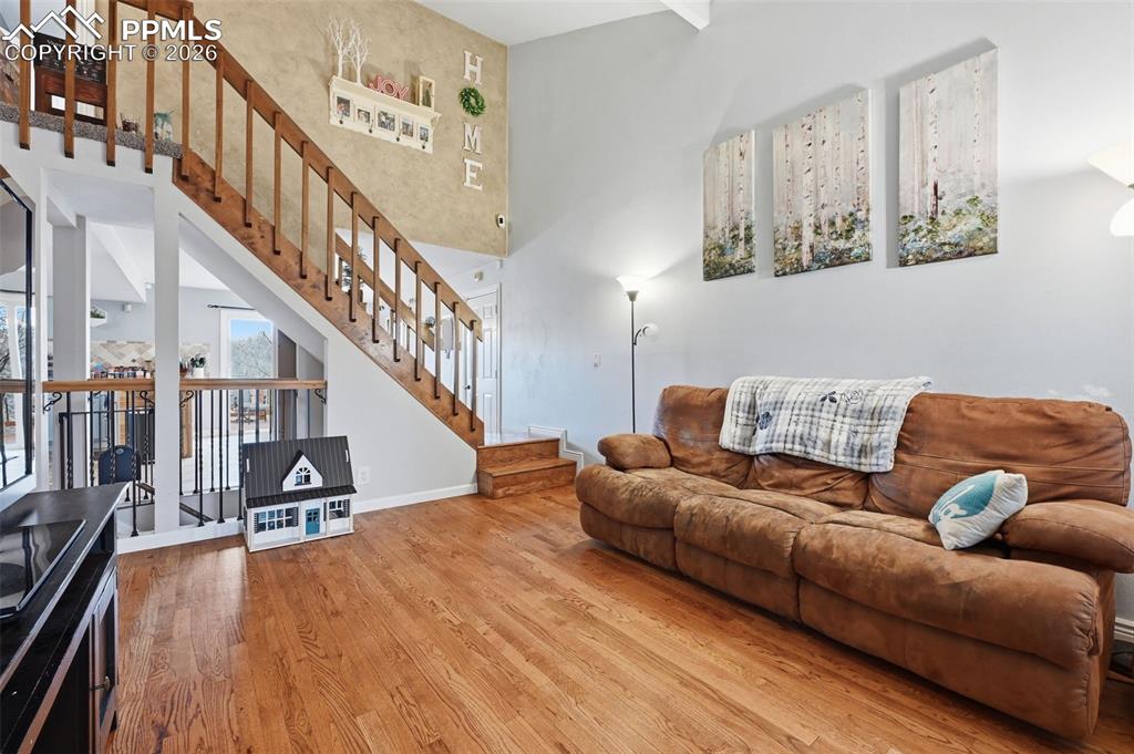 Image 5 of 35: Living Room