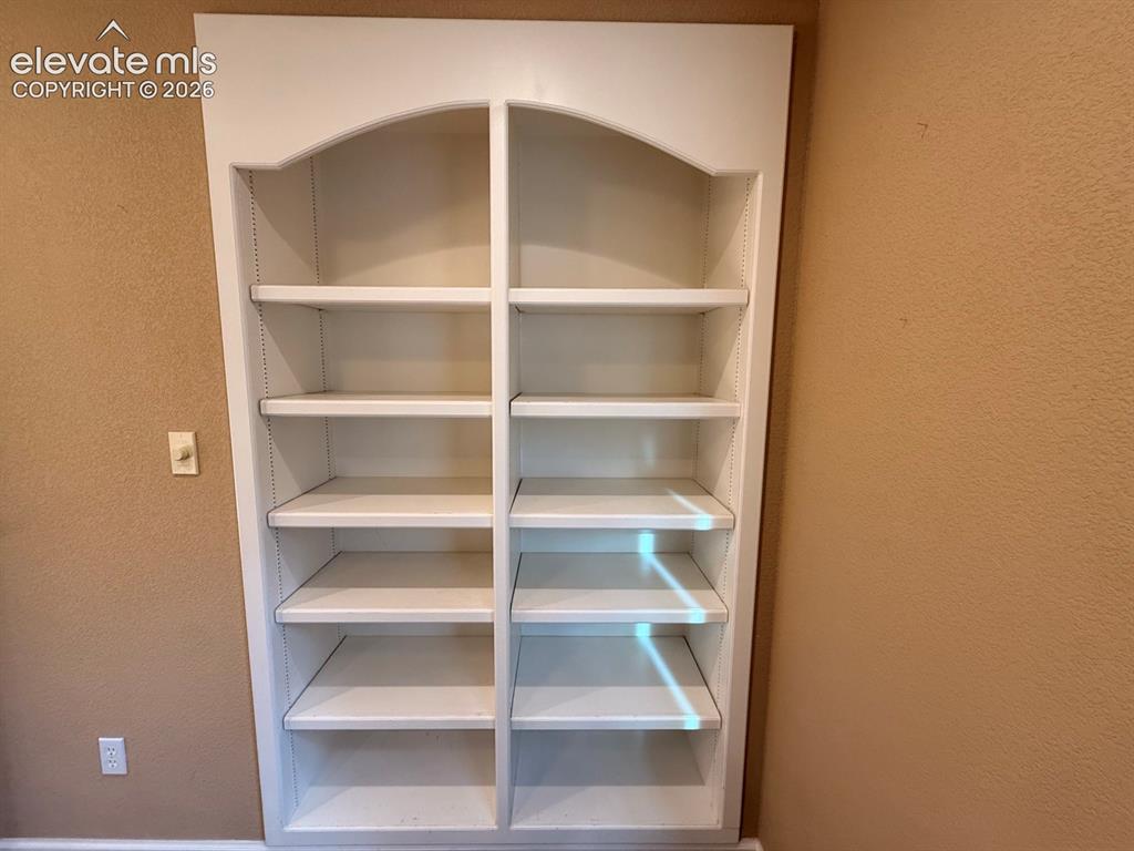 Image 12 of 42: Bedroom