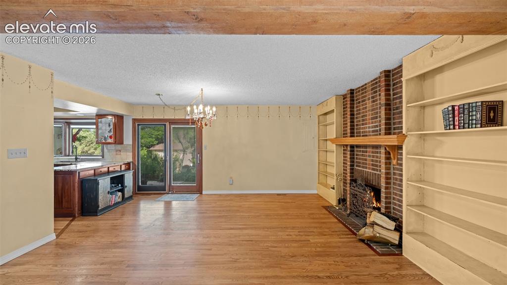 Image 11 of 34: Living Room