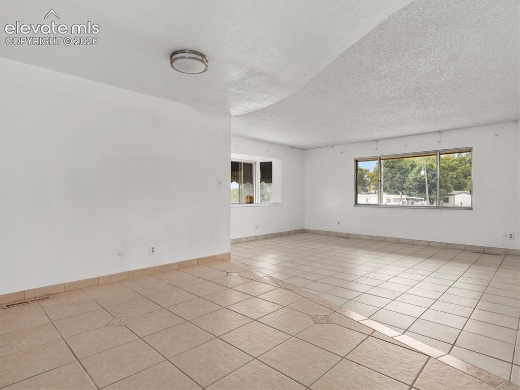 Image 7 of 39: Living Room