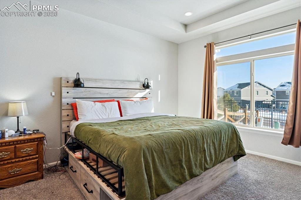 Image 10 of 24: Bedroom