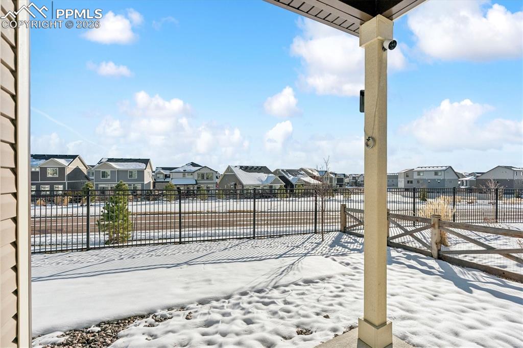 Image 19 of 24: Patio