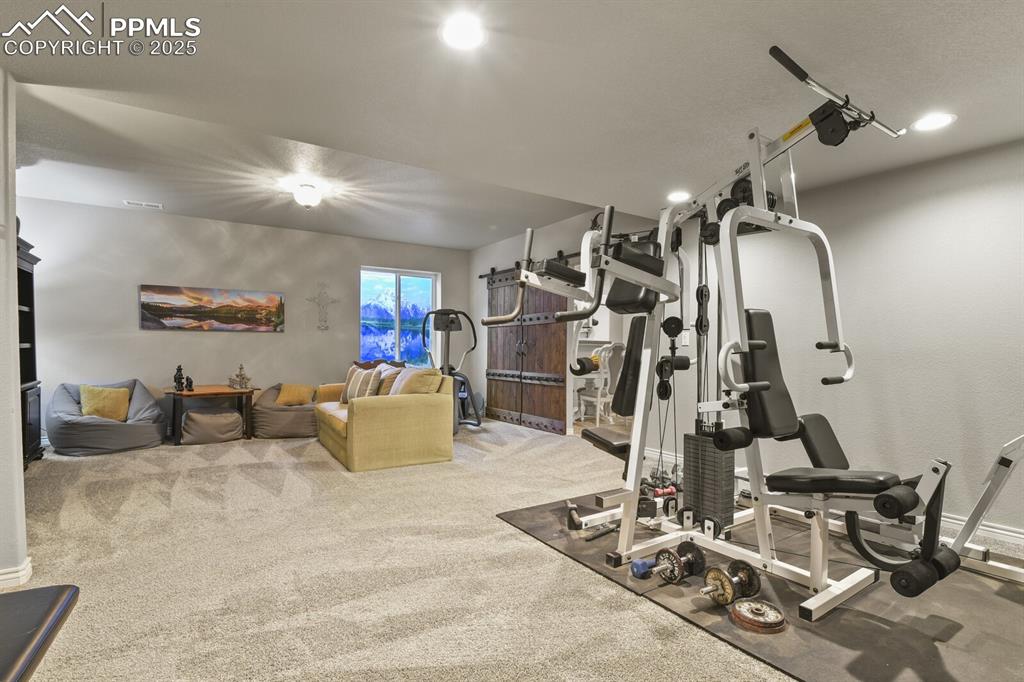 Image 26 of 50: Exercise Room