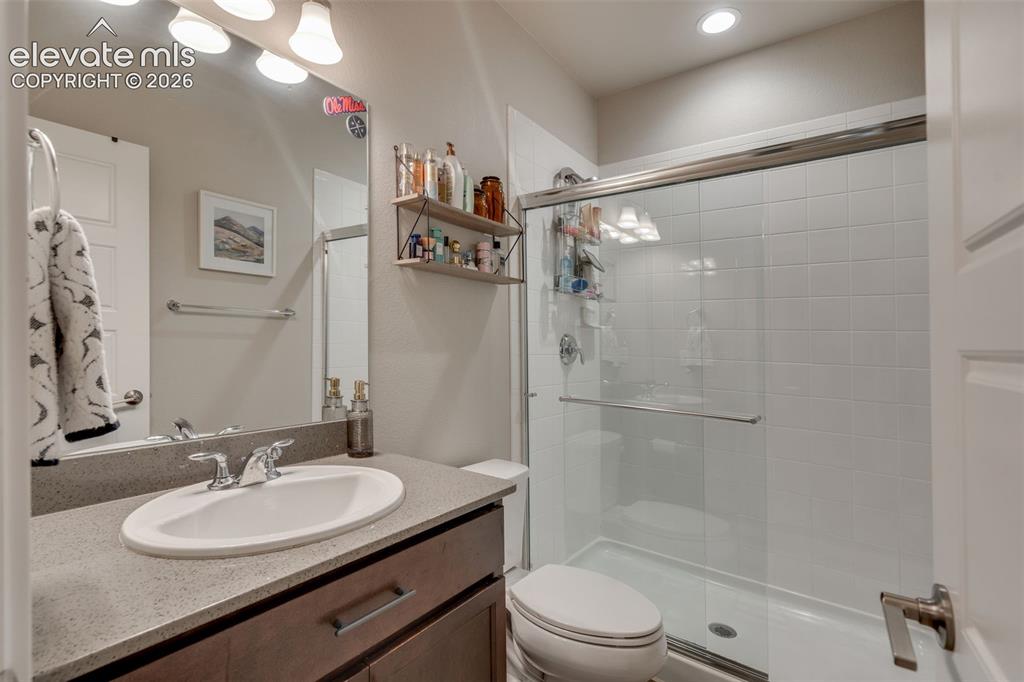 Image 37 of 48: Attached Jr. Suite bath
