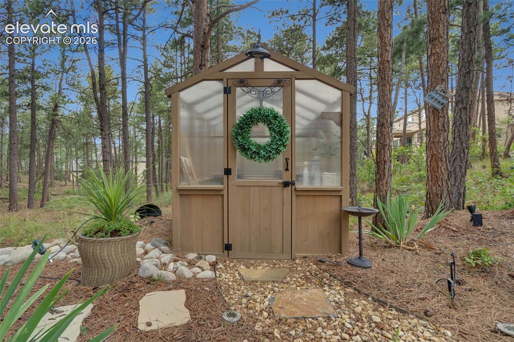 Image 43 of 48: Greenhouse