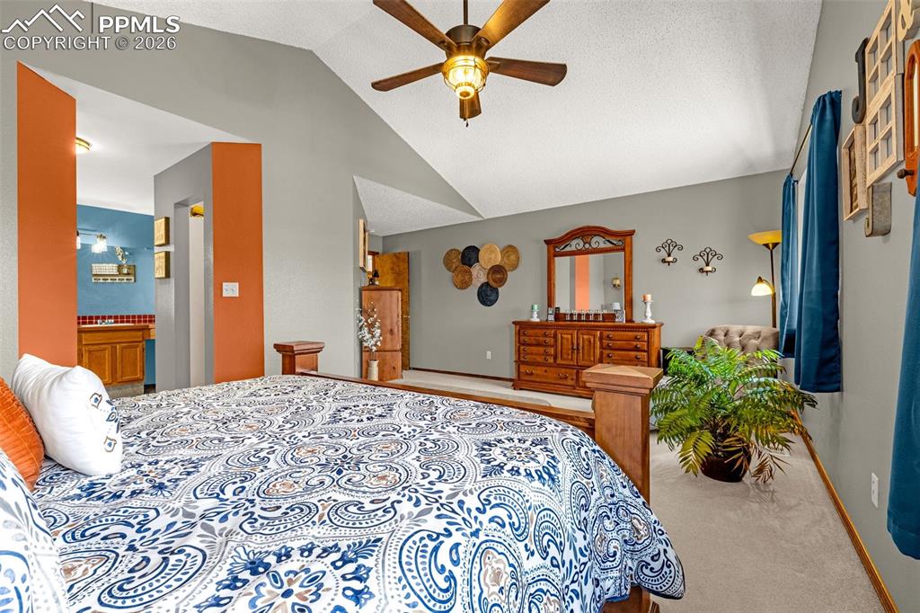 Image 4 of 44: Bedroom