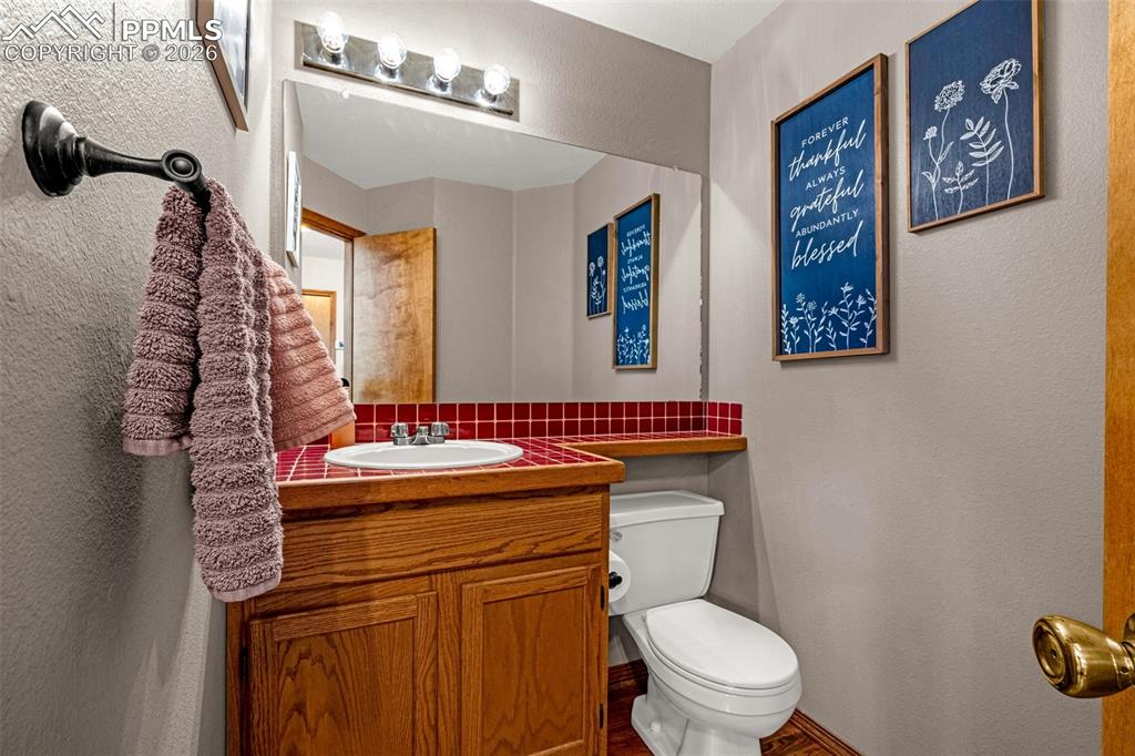 Image 9 of 44: Bathroom