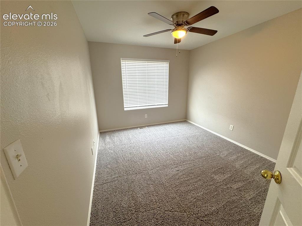 Image 22 of 43: Upper Bed 2
