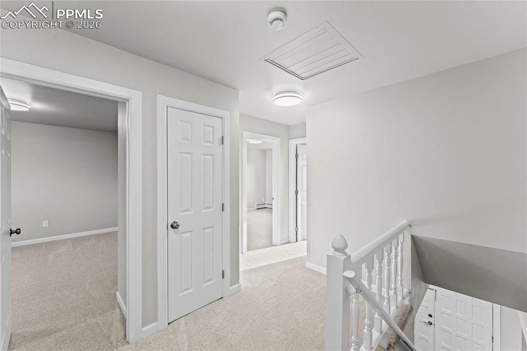 Image 24 of 50: Bathroom