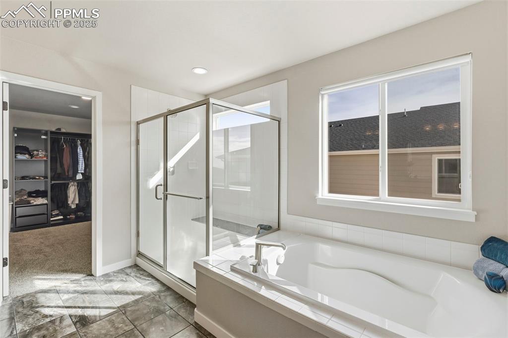 Image 22 of 40: Master Bedroom