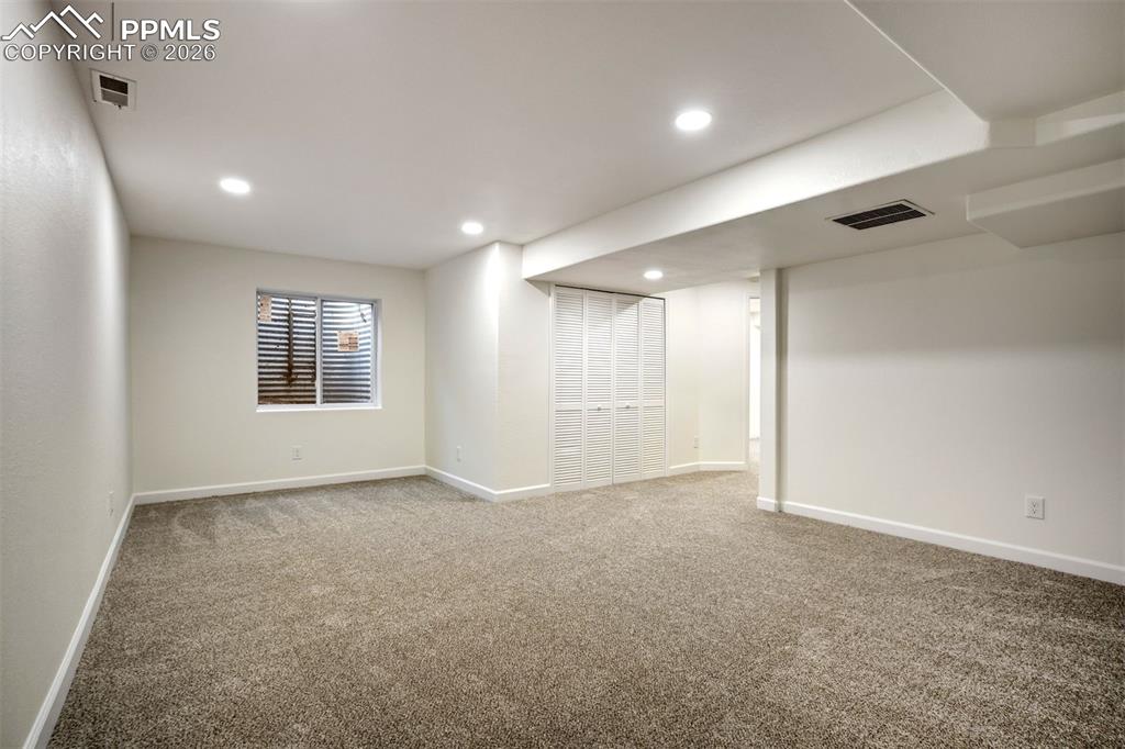 Image 30 of 40: Basement