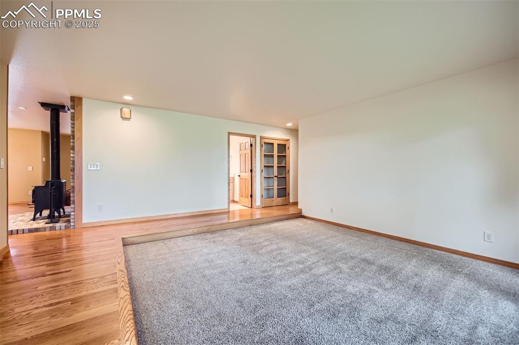 Image 11 of 50: Living Room