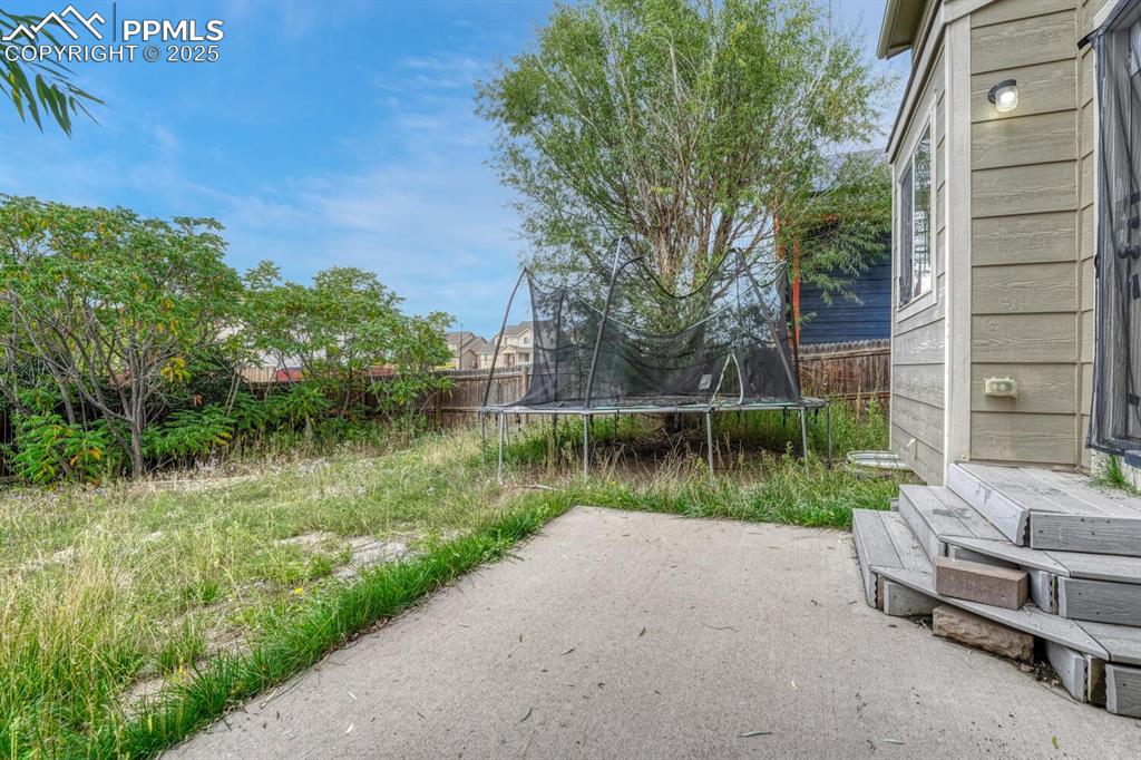 Image 36 of 47: Patio