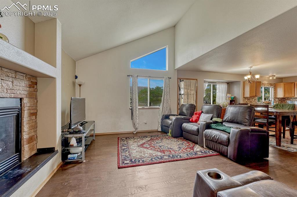 Image 5 of 47: Living Room