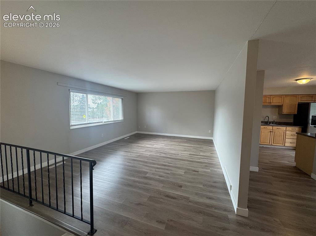 Image 6 of 35: Living Room