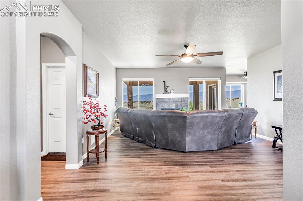 Image 8 of 46: Living Room