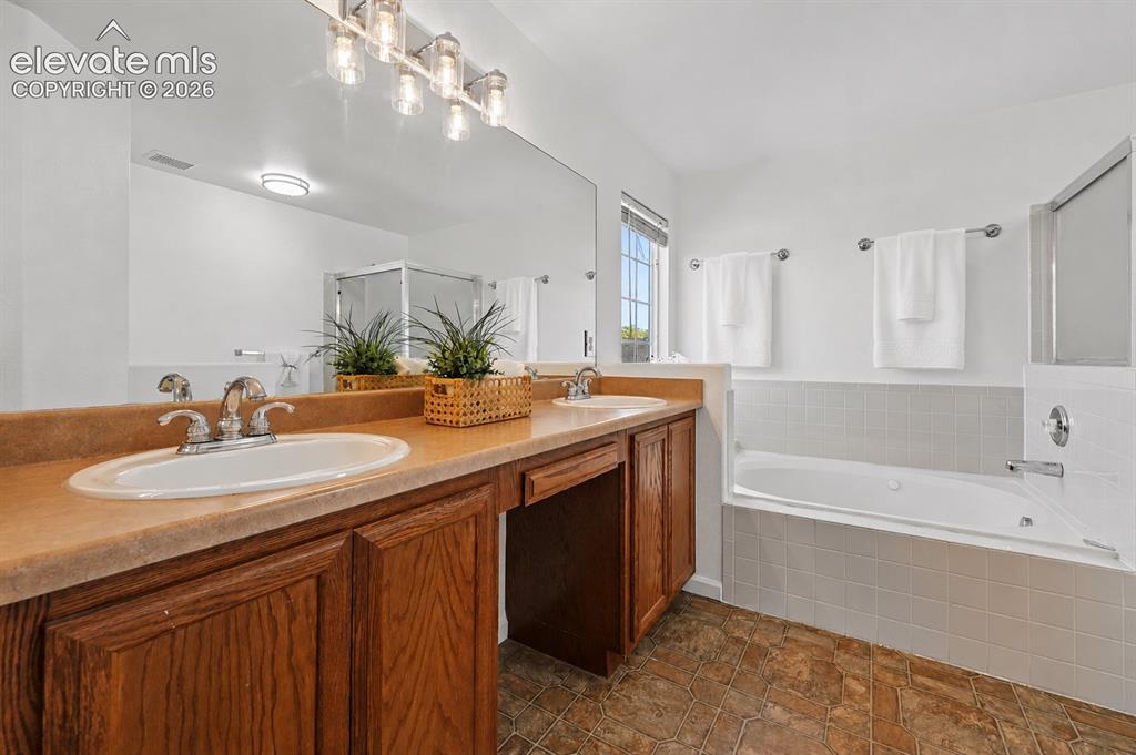 Image 18 of 36: Master Bathroom