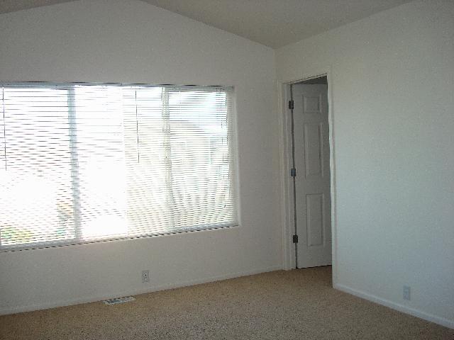 Image 4 of 8: Other