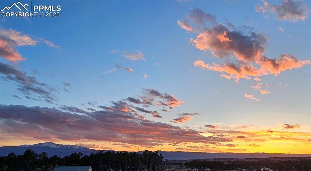 Image 18 of 22: View