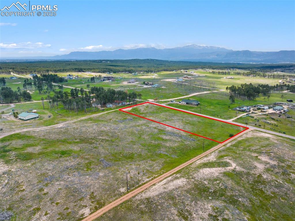 Image 2 of 22: Property lines are approximate and not a survey