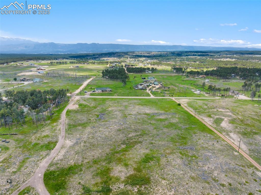 Image 5 of 22: Wonderful views, nice building sites and easy commutes to Springs and Denve