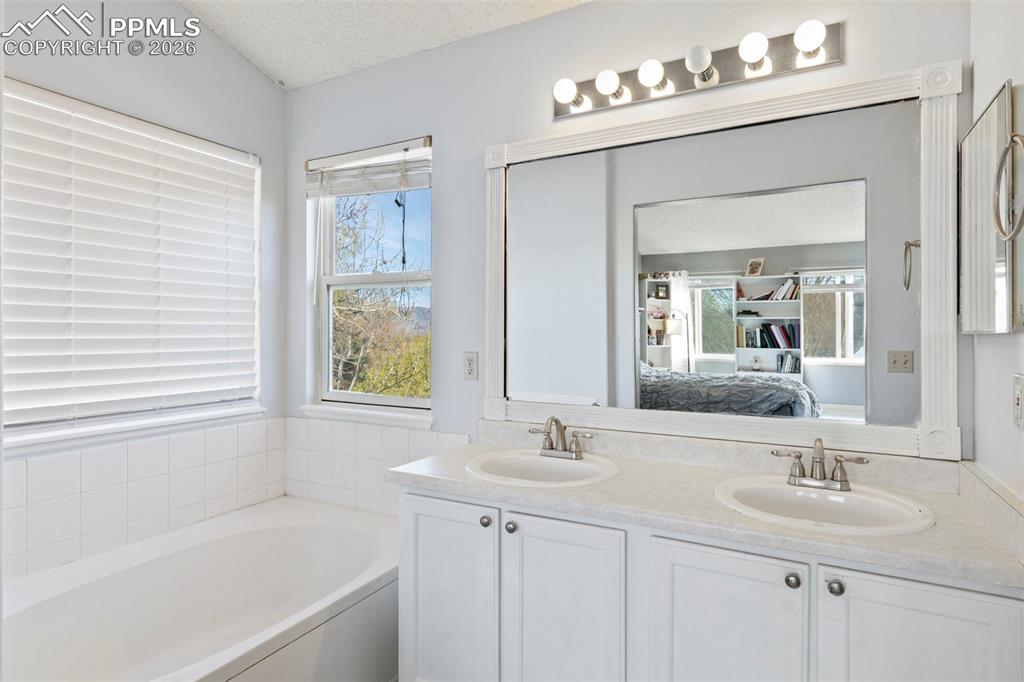 Image 16 of 32: Master Bathroom