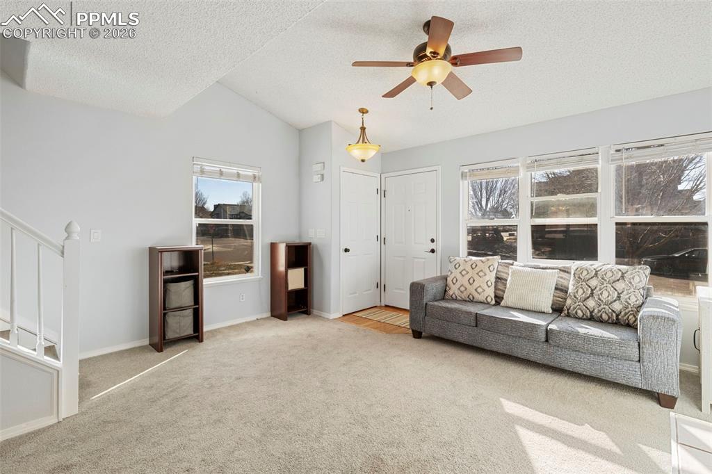 Image 6 of 32: Living Room