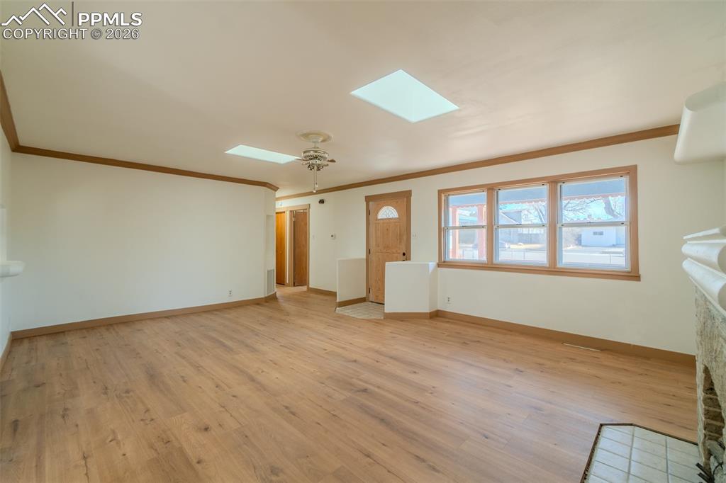 Image 7 of 44: Living Room