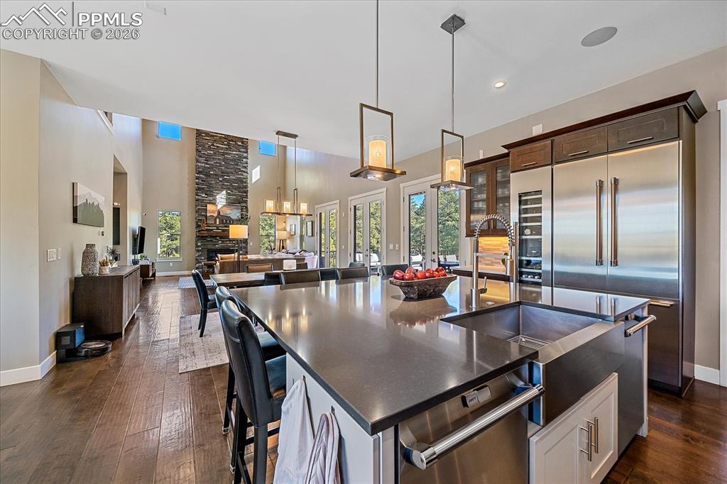 Image 17 of 50: A chef