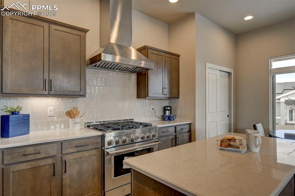 Image 17 of 32: with 36: gas commercial range