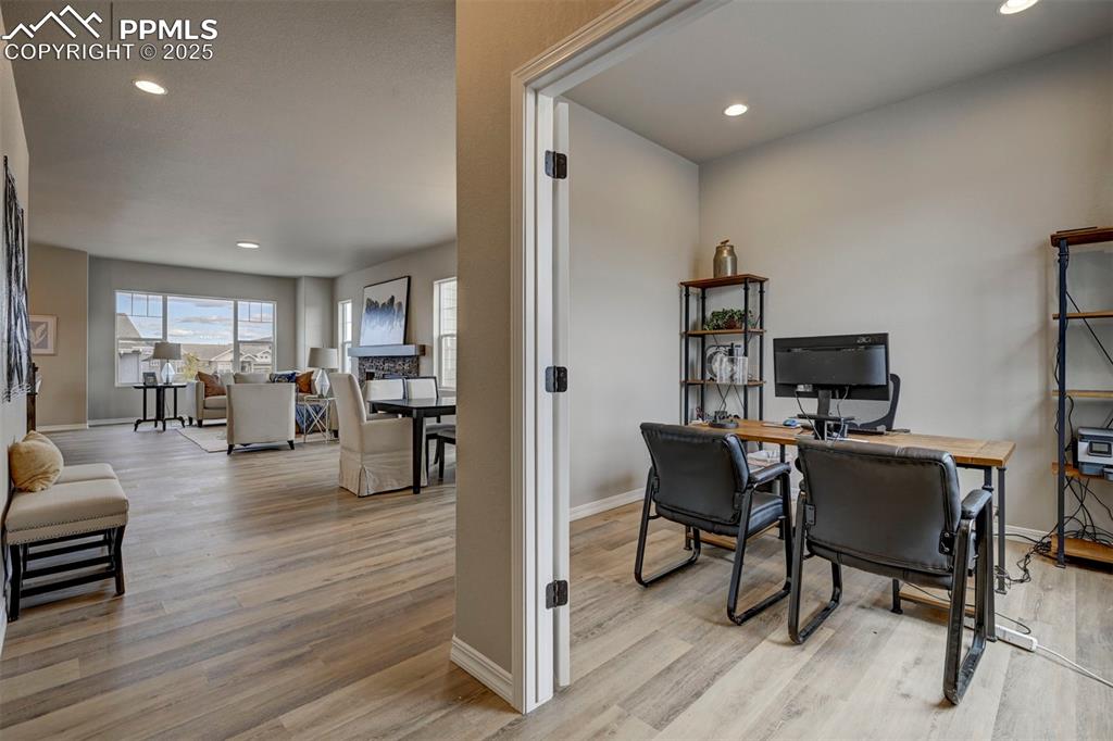 Image 5 of 32: Study/Office with french doors