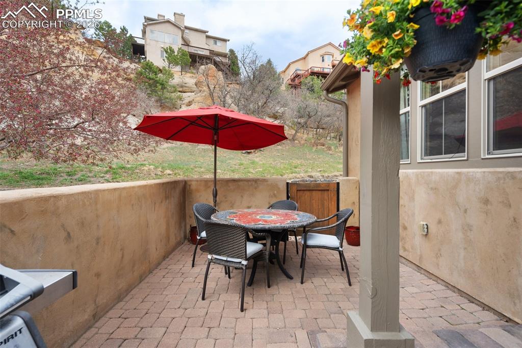 Image 24 of 44: Patio