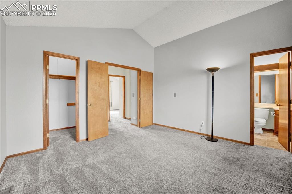 Image 19 of 39: Bedroom