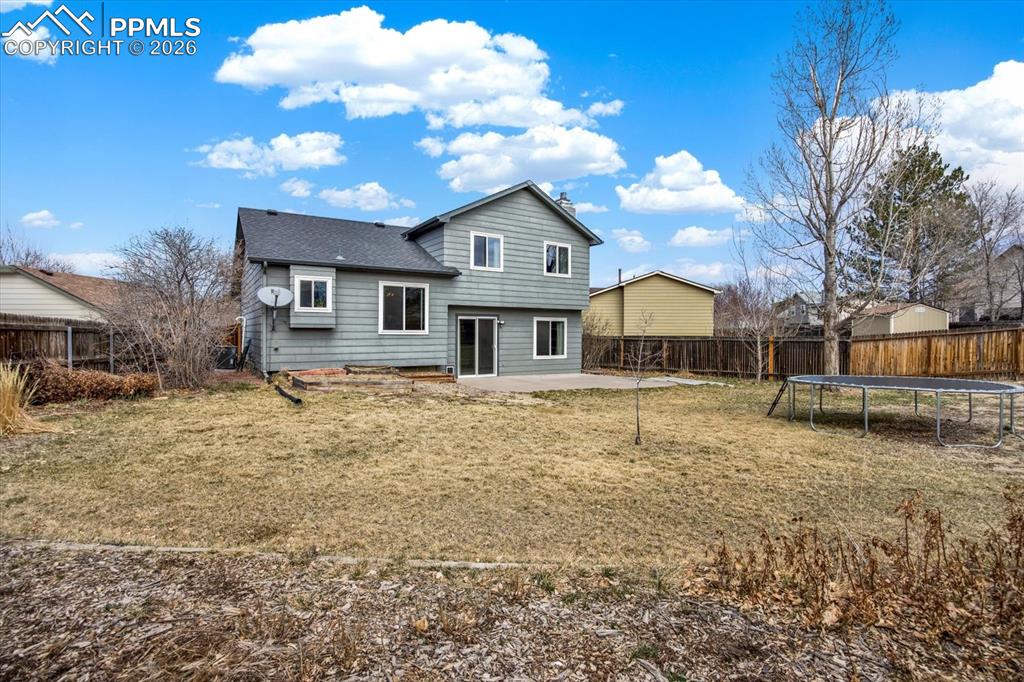 Image 28 of 39: Back of Structure