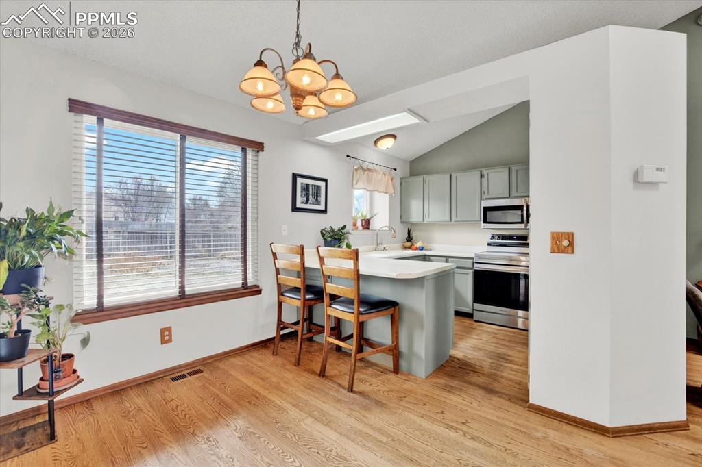 Image 8 of 39: Kitchen