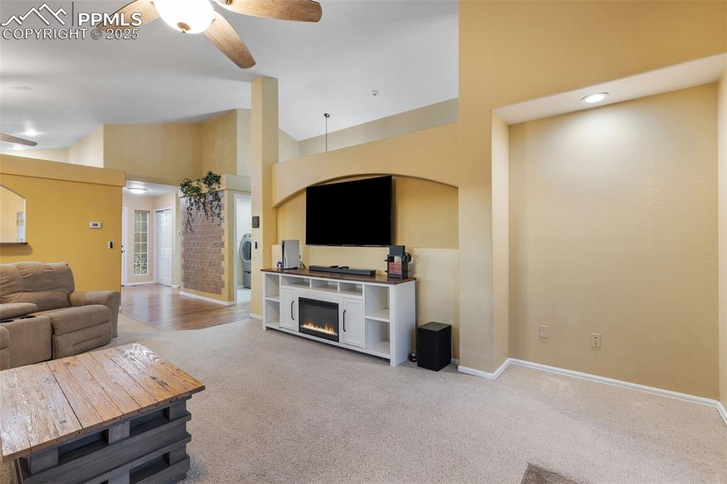 Image 15 of 44: Living Room