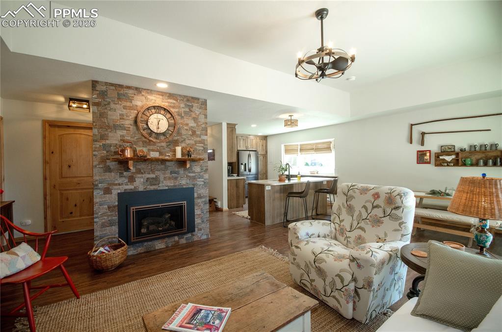 Image 3 of 43: Living Room