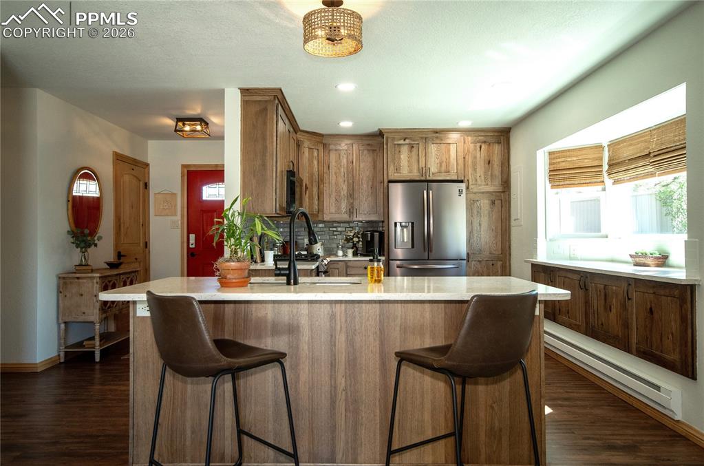 Image 9 of 43: Kitchen