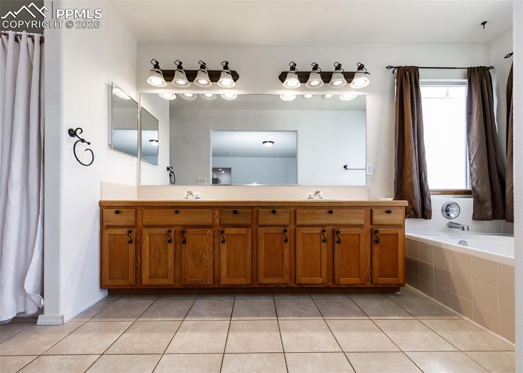 Image 20 of 39: Master Bathroom