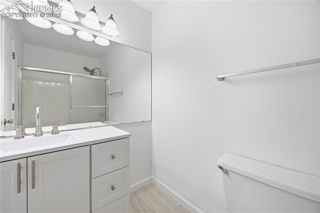 Image 27 of 32: No Description Available