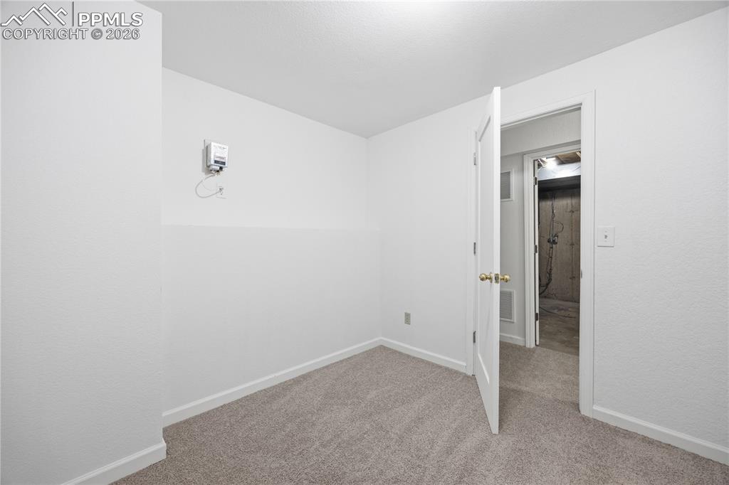 Image 40 of 48: No Description Available