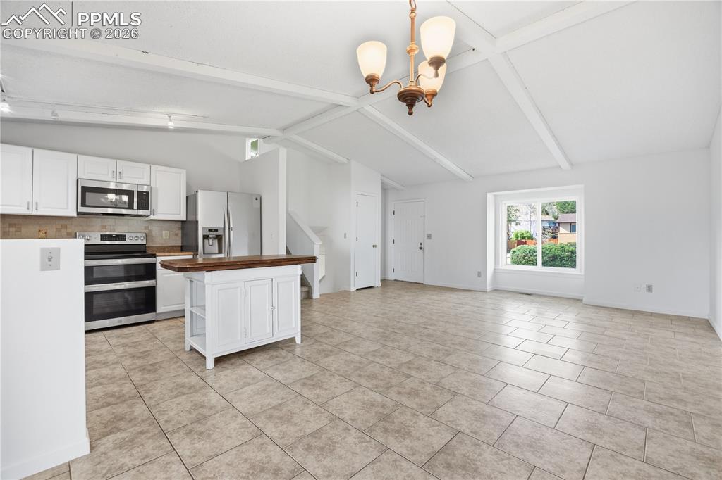 Image 7 of 32: No Description Available