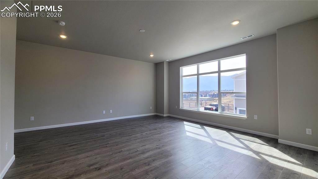 Image 7 of 25: Private patio to Junior Suite! 