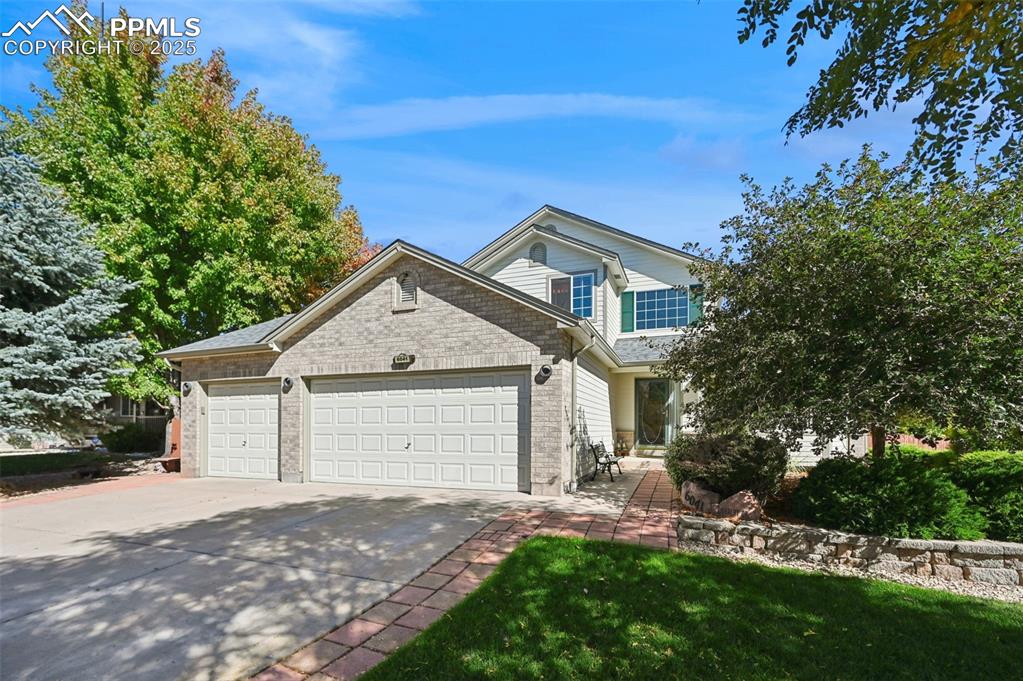 Image 3 of 47: Front of Structure