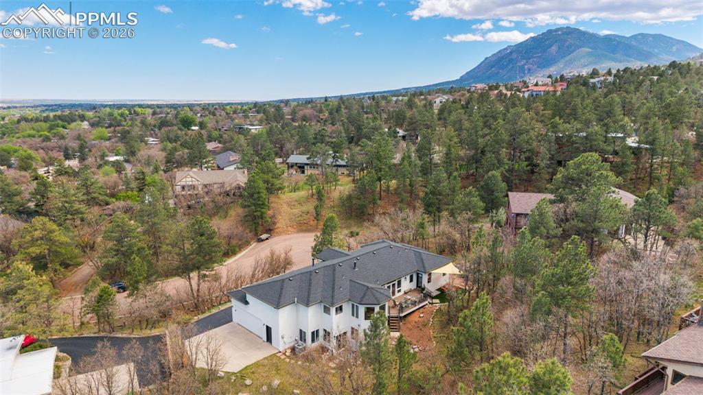 Image 45 of 49: Great lot on a quiet cul-de-sac!