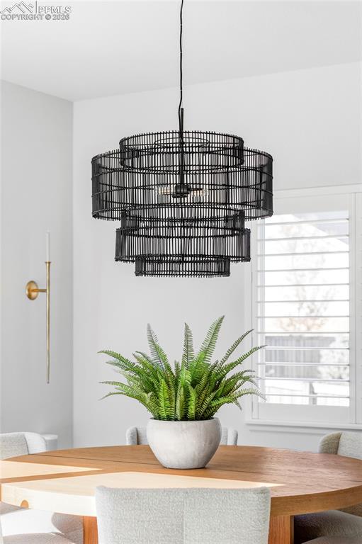 Image 10 of 29: Breakfast Area