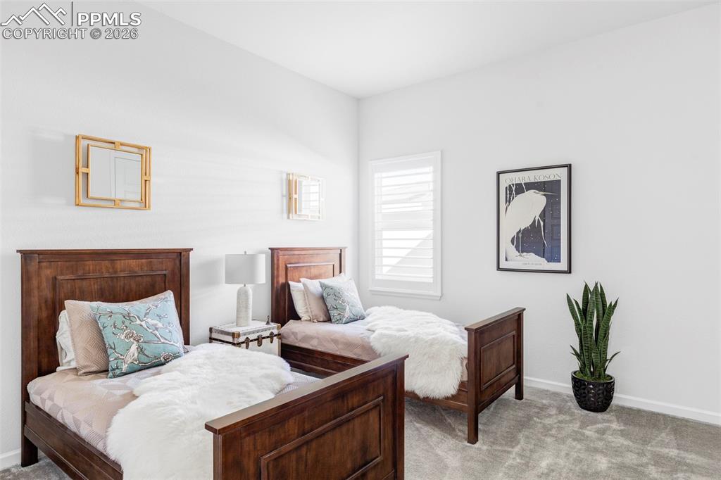 Image 15 of 29: Bedroom