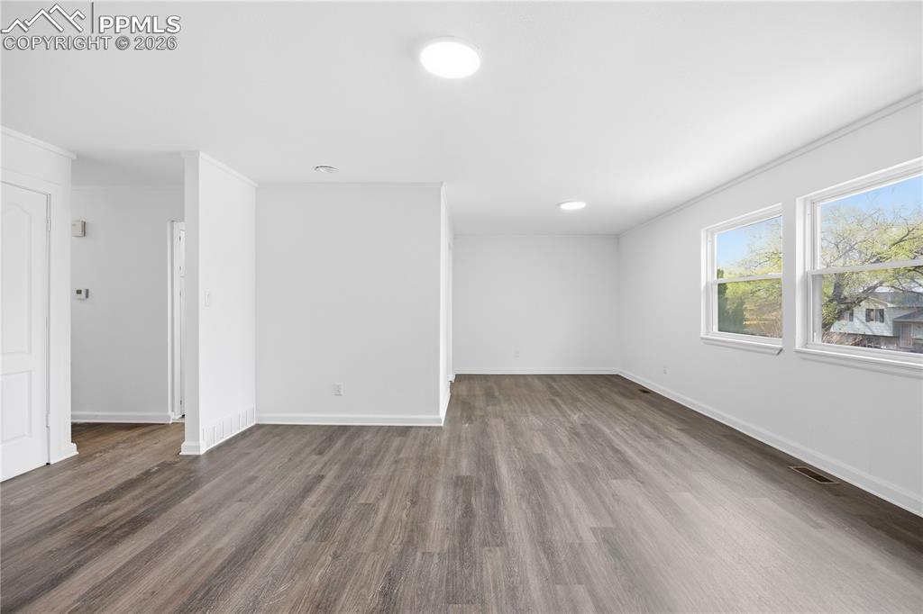 Image 11 of 39: No Description Available